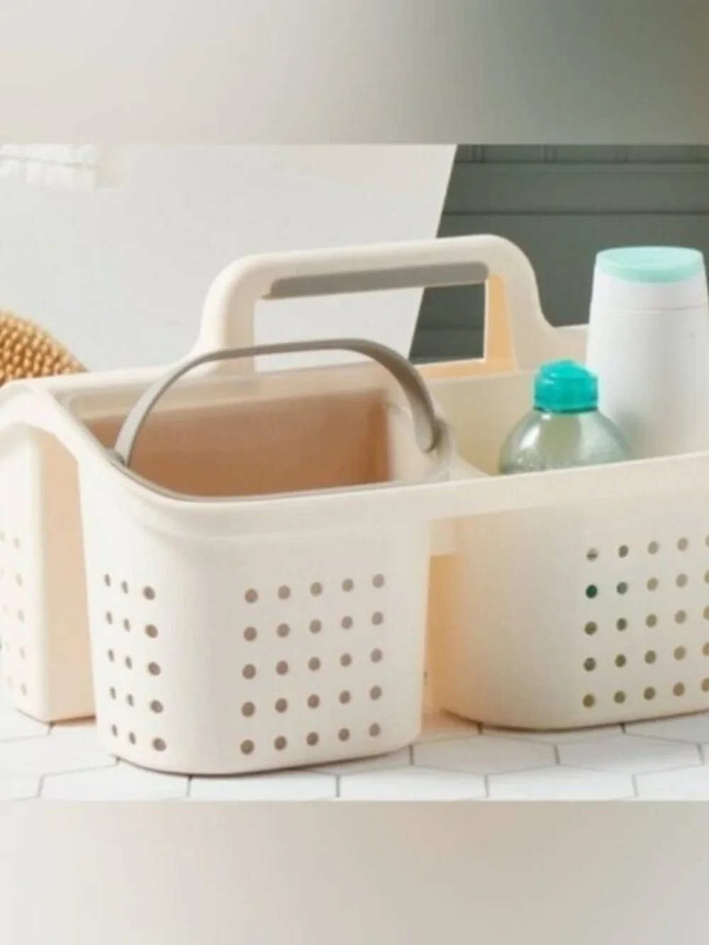 New! Room Essentials 2 in 1 shower cream caddy carrying storage for on the go!